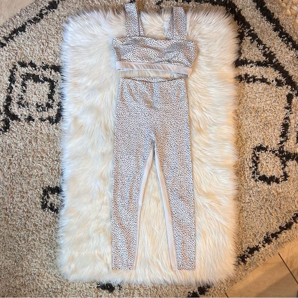 Allfenix White Montana Speckled Sports Bra & Legging Set - Picture 2 of 5